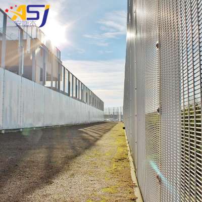 Pvc coated high security fence welded airport fence