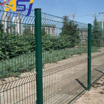 Top quality pvc coated triangle bending fence wire mesh panel